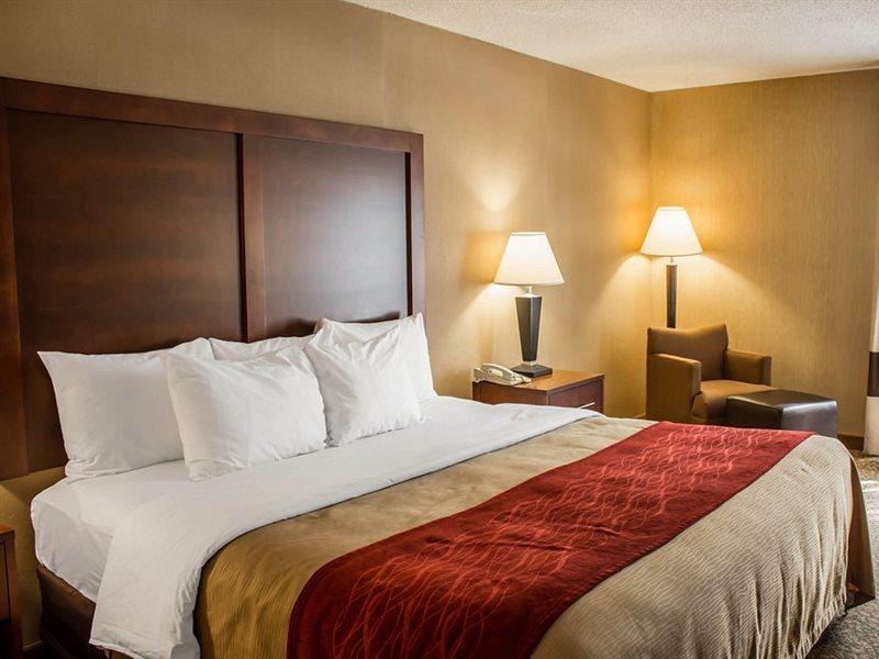 Clarion Pointe Research Triangle Park Durham Hotel Ngoại thất bức ảnh