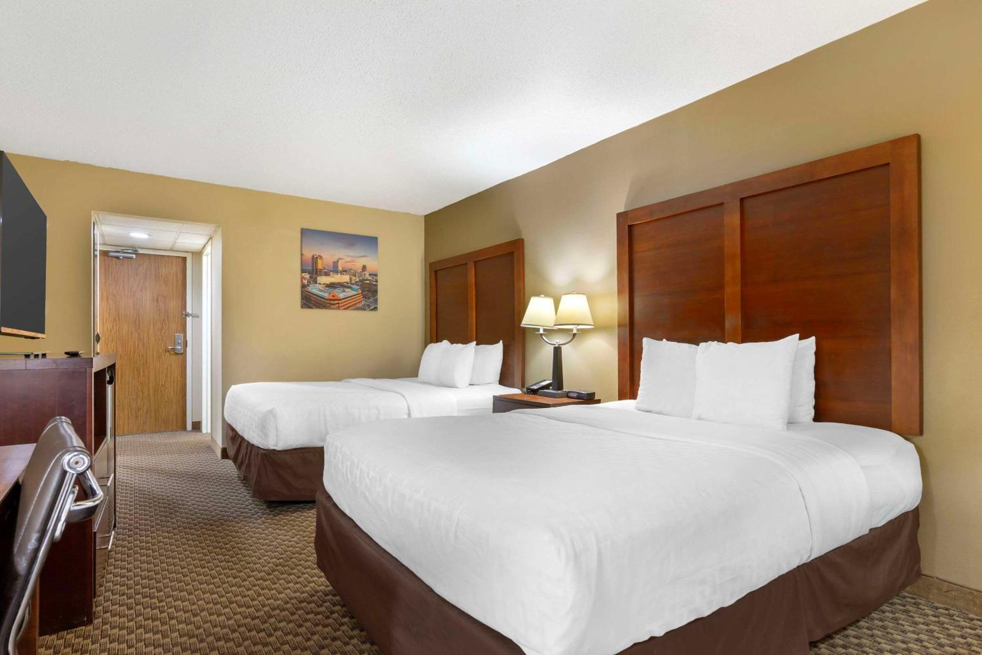 Clarion Pointe Research Triangle Park Durham Hotel Ngoại thất bức ảnh