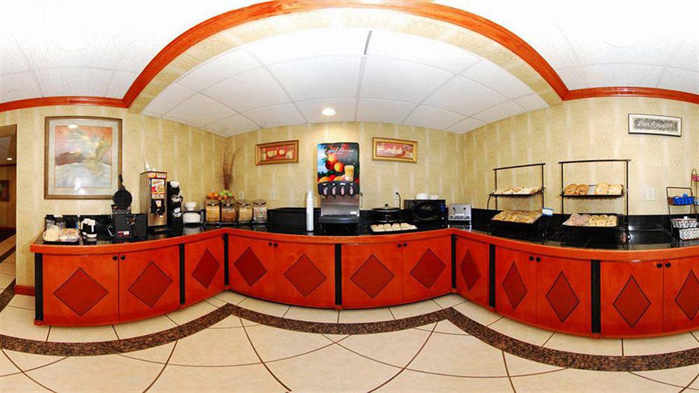 Clarion Pointe Research Triangle Park Durham Hotel Ngoại thất bức ảnh